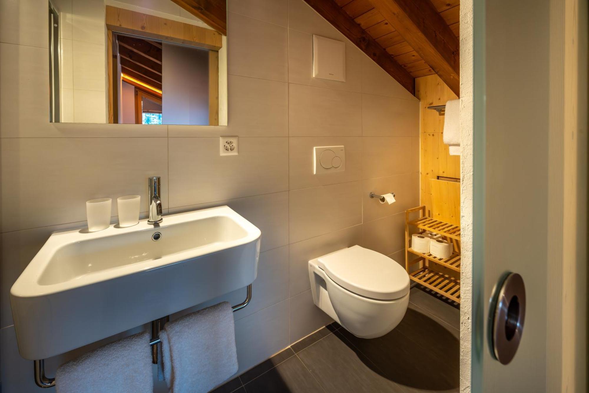 Anita Apartment Zermatt Bagian luar foto